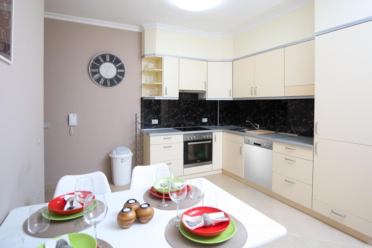 Tafa Deluxe Apartment วญอเรอ ภายนอก รูปภาพ