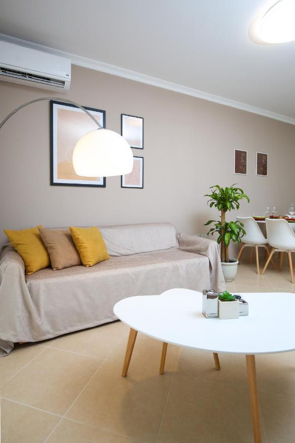 Tafa Deluxe Apartment วญอเรอ ภายนอก รูปภาพ